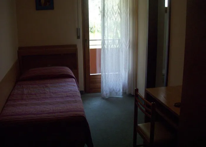 ホテル Garni Casa Rabagno 2*